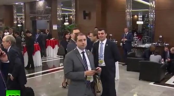 Установлена личность «таинственного участника» G20 –  ВИДЕО