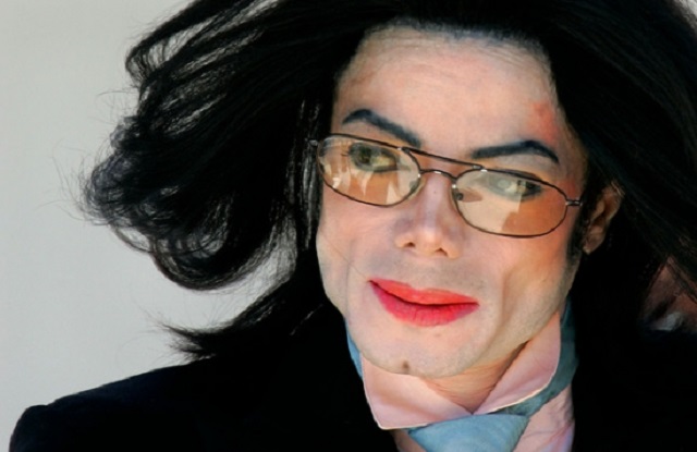Тело Майкла Джексона собираются эксгумировать 