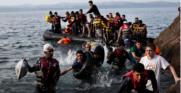 У берегов Египта затонуло судно с мигрантами