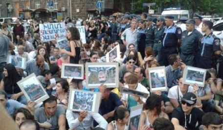 В Ереване прошла очередная акция протеста