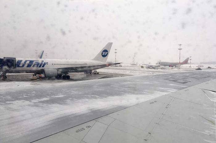 Более 30 авиарейсов задержаны в аэропортах Москвы
