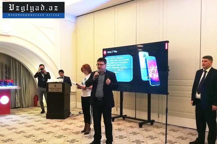 Motorola снова покоряет мир и Азербайджан (ФОТО)