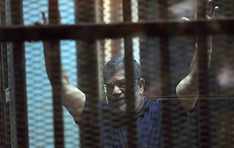 Аmnesty International осудили смертный приговор Мурси