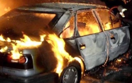 В Сураханском районе Баку сгорели 3 машины