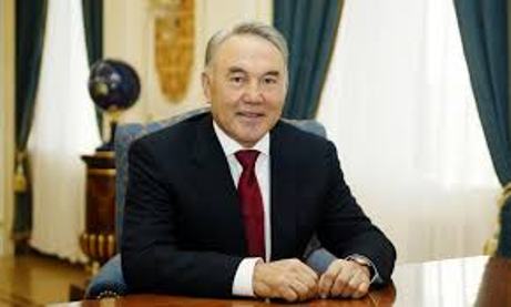 Назарбаев зарегистрировал свою кандидатуру в президенты