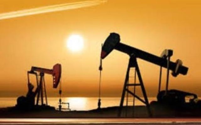 Цена нефти на мировом рынке понизилась