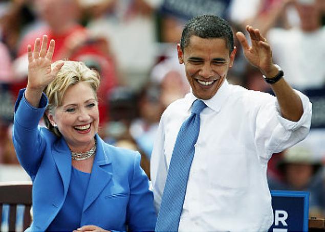 Обама официально поддержал Клинтон на выборах президента