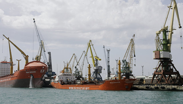 Азербайджан увеличил отгрузку нефти в портах Черного моря 