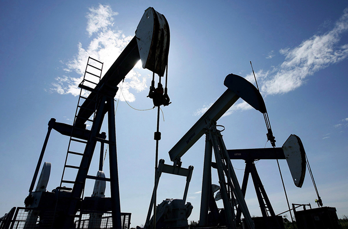 Цена нефти опустилась ниже 47 долларов/баррель