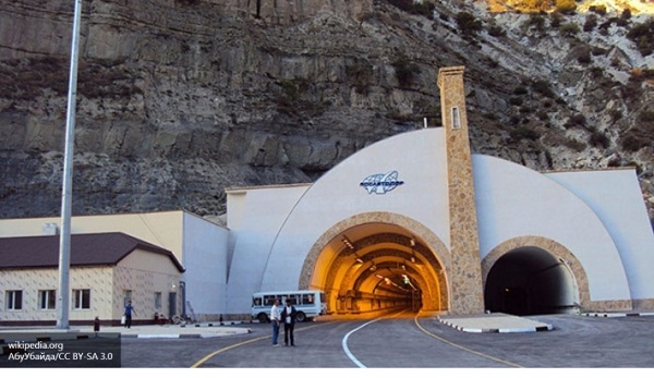 В Китае построили самый высокогорный тоннель в мире