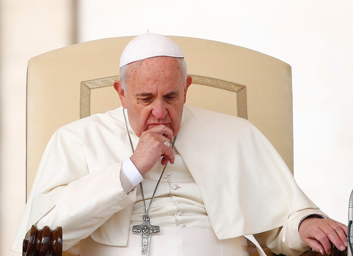 В Ватикане сегодня обсудят избрание нового папы: интересные детали