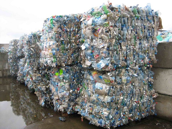США предложили Азербайджану перерабатывать бытовые отходы - ФОТО
