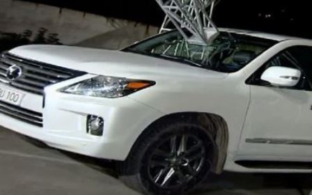 Разбили лобовое стекло стотысячного автомобиля Манафа Агаева – ВИДЕО