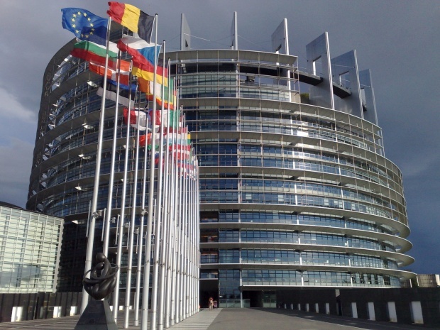 Европарламент одобрил отмену виз для Грузии