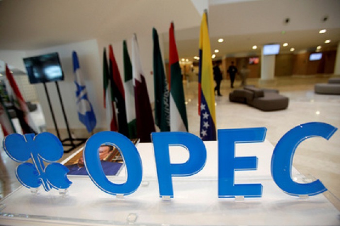 ОПЕК рекомендовали продлить сделки о сокращении добычи нефти