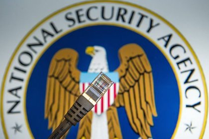 `Сноуден II` украл у АНБ данные об американских разведчиках-нелегалах