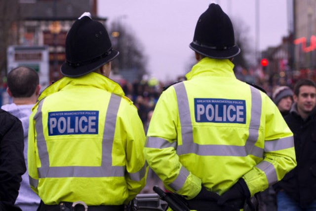 В Британии задержаны пять человек по подозрению в подготовке терактов