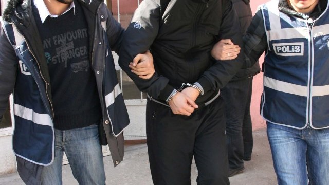В связи с терактом в Измире задержаны 18 человек