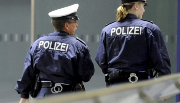 Нападение на прохожих в Германии: есть убитый и раненый