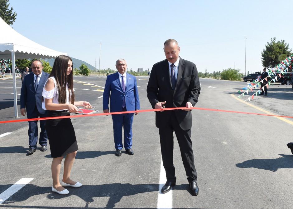 Президент Ильхам Алиев принял участие в открытии участка автодороги Гах-Гораган-Загатала - ФОТО