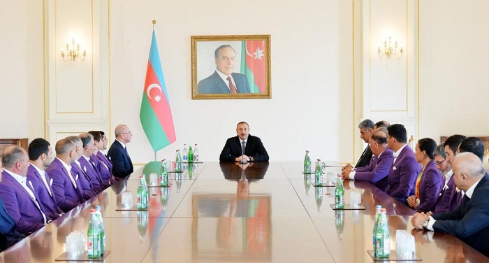 Президент Ильхам Алиев встретился со спортсменами - ОБНОВЛЕНО
