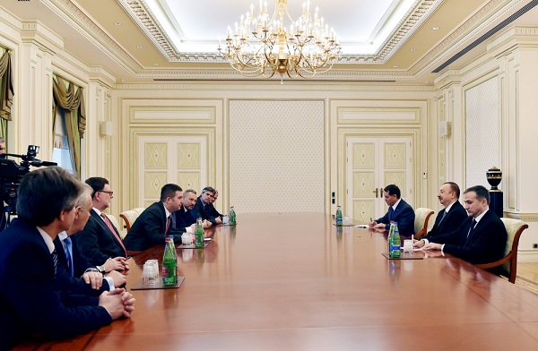 Ильхам Алиев принял делегацию во главе с председателем Палаты депутатов парламента Чехии - ФОТО