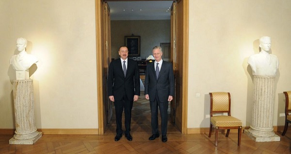 Состоялась встреча один на один Президента Азербайджана и Короля Бельгии - ФОТО