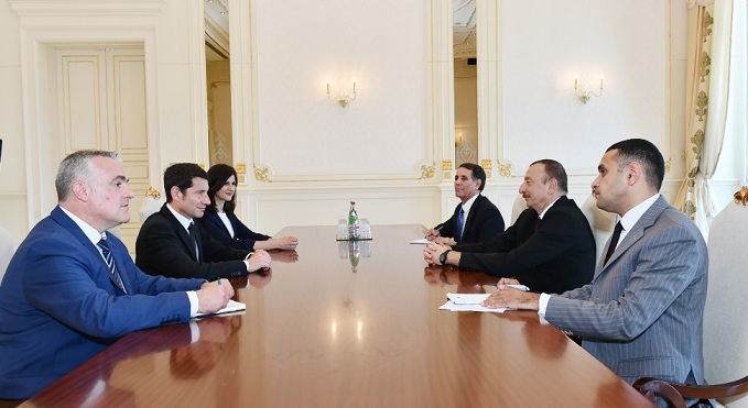 Президент Азербайджана принял мэра города Канны