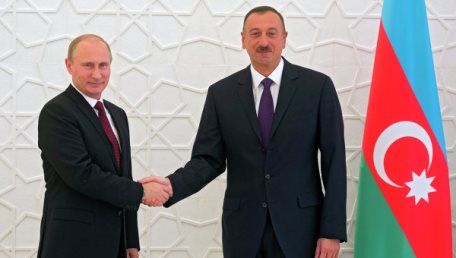 Путин пригласил Ильхама Алиева в мечеть