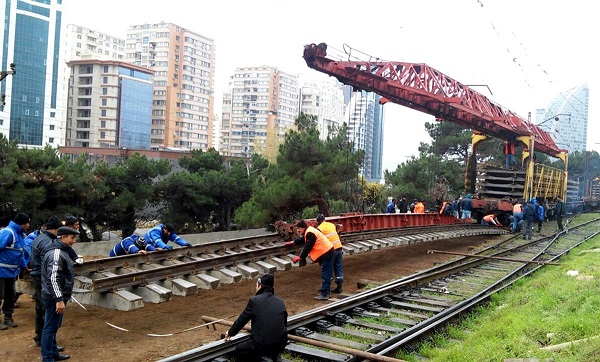 В Баку началась укладка кольцевой железной дороги