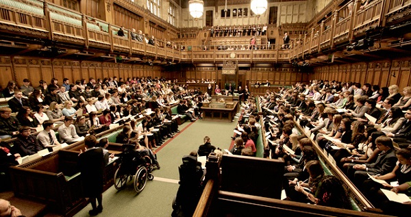 Британские парламентарии требуют признать преступления ИГ геноцидом