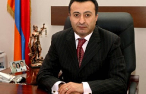 В Армении судью поймали на взятке - ВИДЕО