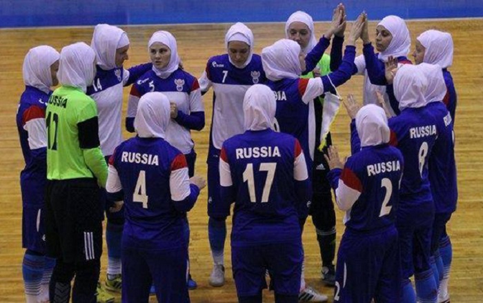 Вся женская сборная России по мини-футболу надела хиджабы - ФОТО