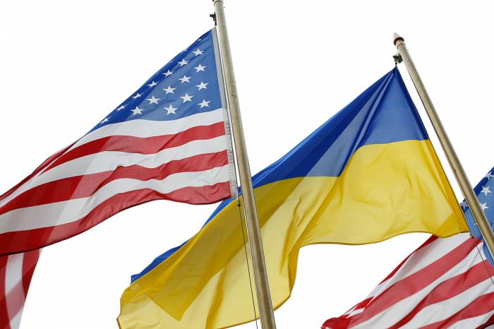 США урежет помощь Украине