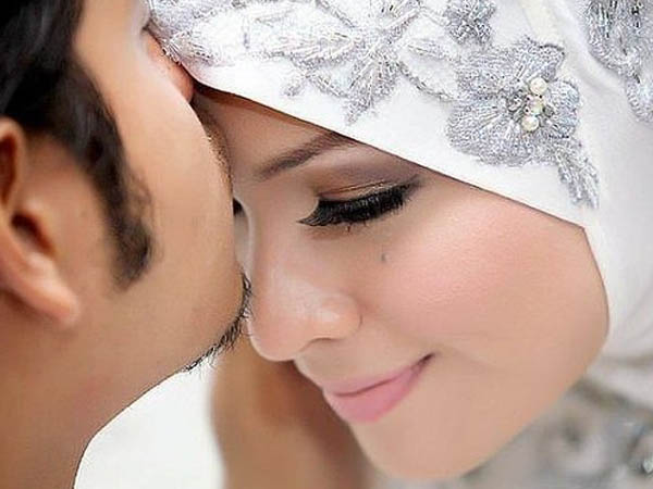 Саудовская пара развелась через 2 часа после свадьбы из-за фото в соцсетях