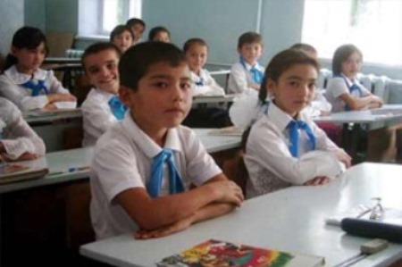 Азербайджанские школьники получат планшеты