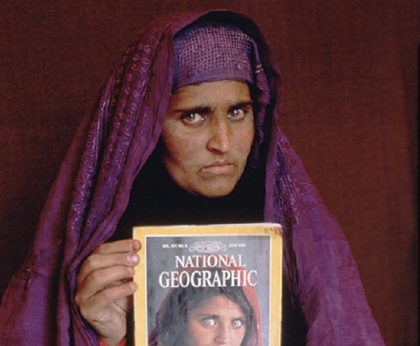 Афганка с обложки National Geographic арестована в Пакистане