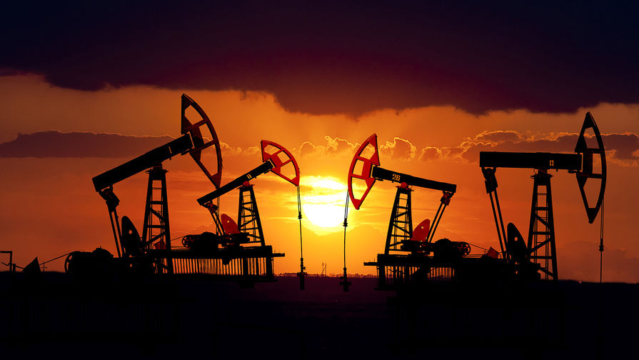 Нефть снижается в цене