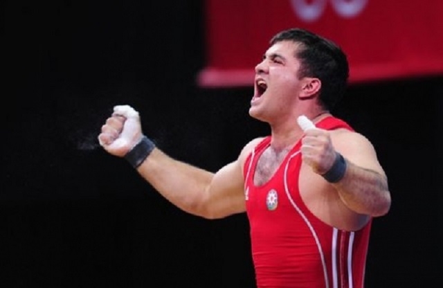 Азербайджанский тяжелоатлет лишился олимпийской медали