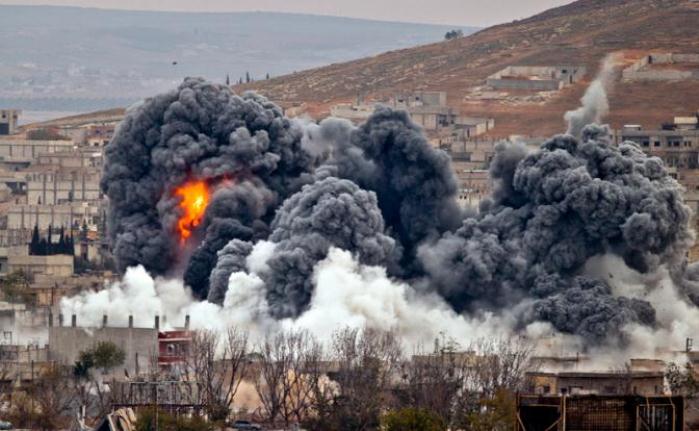 Западная коалиция в Сирии признала, что разбомбила `своих`