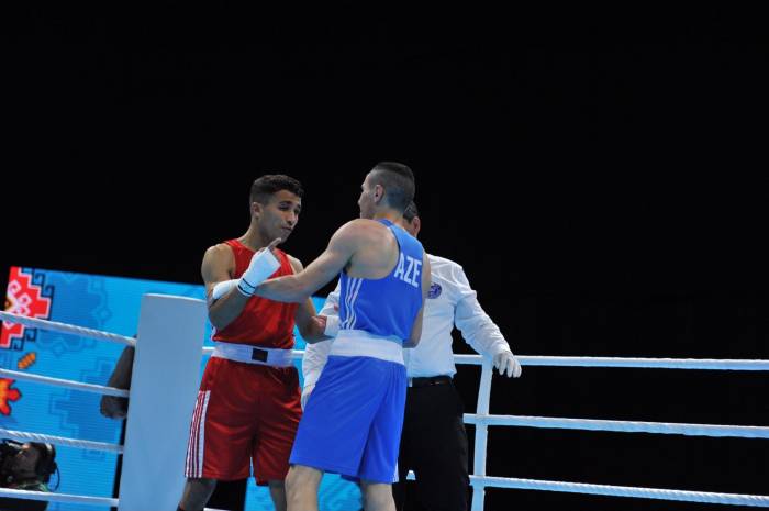 #Baku2017: Азербайджанский боксер завоевал "бронзу"
