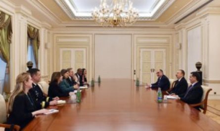 Ильхам Алиев принял заместителя госсекретаря США