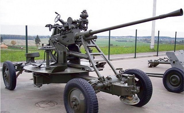 Азербайджан будет производить автоматические пушки