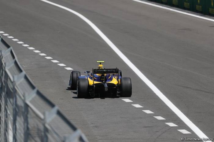 На соревнованиях FIA Formula-2 первый инцидент