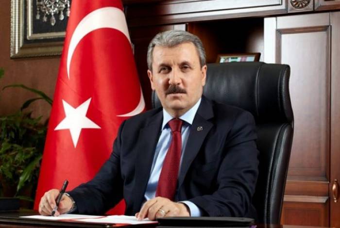 Мустафи Дестеджи: Турция должна депортировать армянских нелегалов 
