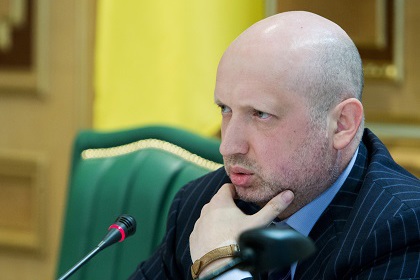 Турчинов пообещал украинским ветеранам уважение в обществе