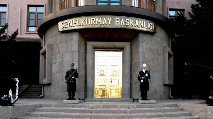 Турция обсуждает создание военной базы в Катаре