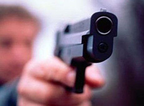 В Армении судья с пистолетом грозился «всех убить»