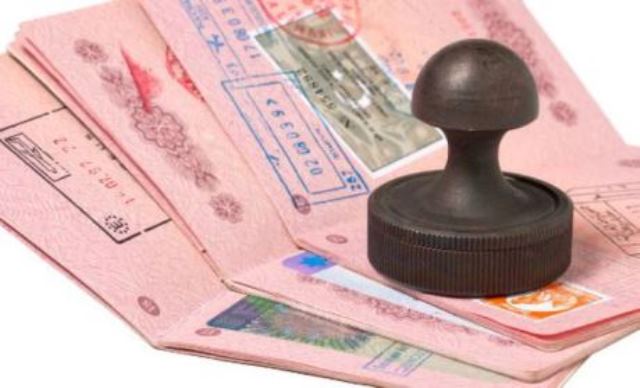 Граждане ОАЭ смогут получать азербайджанскую визу по прибытии в страну