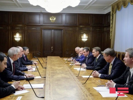 Глава МИД Азербайджана встретился с председателем Госдумы России